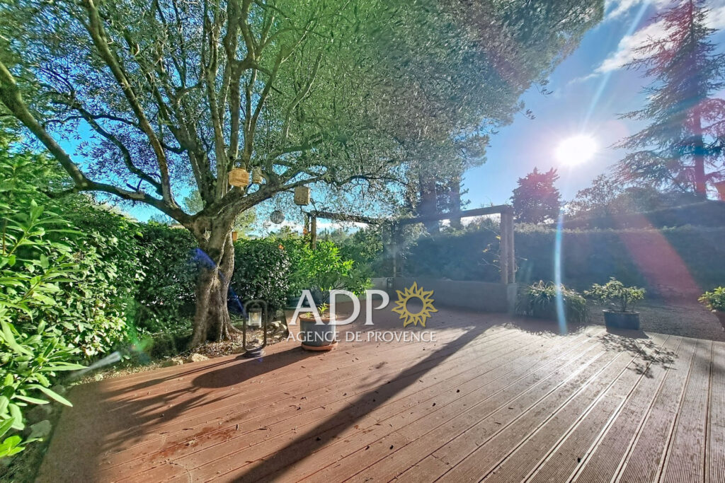 vente maison 4 Pièce(s) – 4 pièces – 3 chambres – 104.00 m²