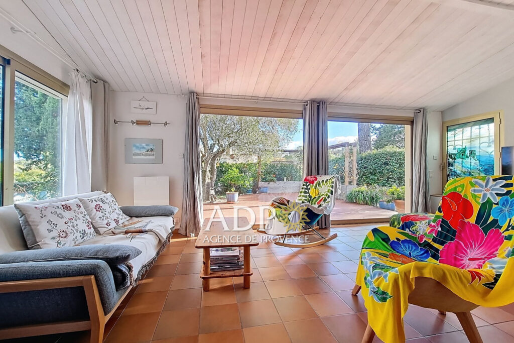 vente maison 4 Pièce(s) – 4 pièces – 3 chambres – 104.00 m²