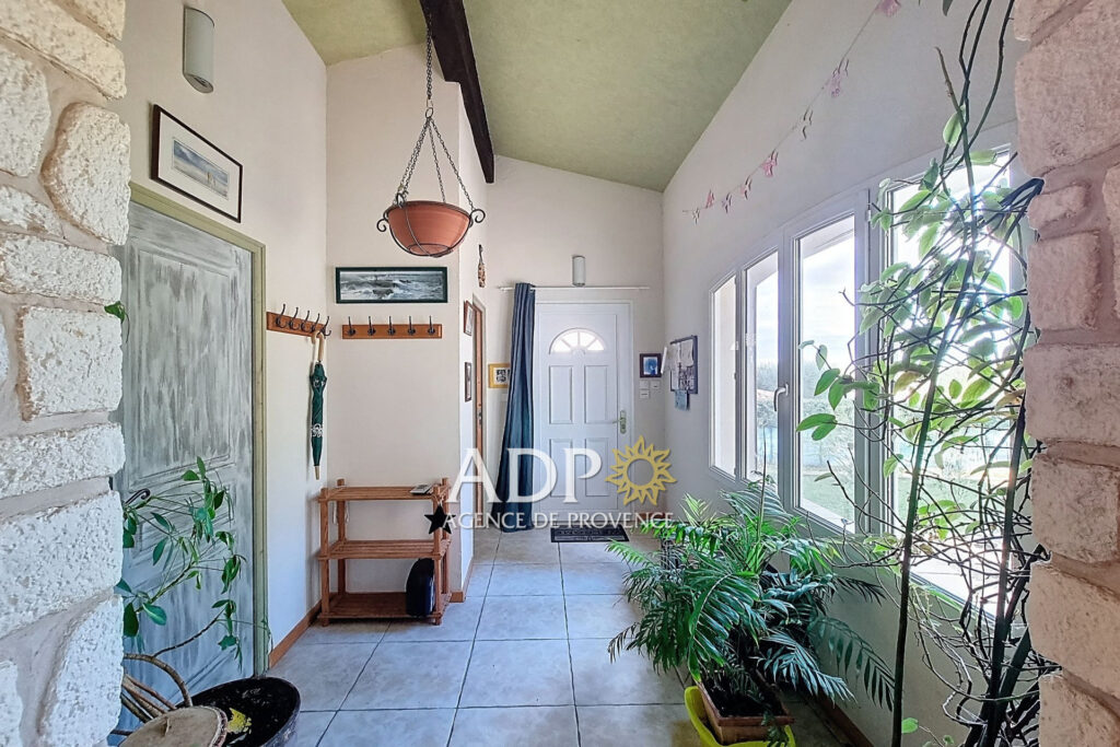 vente maison 4 Pièce(s) – 4 pièces – 3 chambres – 104.00 m²