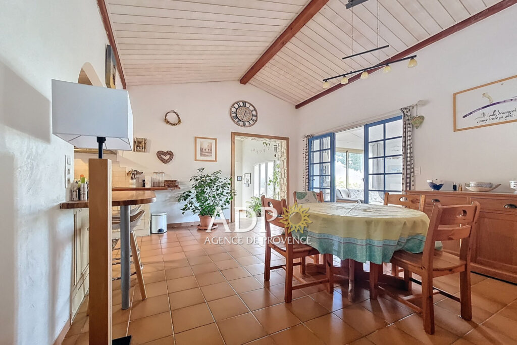 vente maison 4 Pièce(s) – 4 pièces – 3 chambres – 104.00 m²