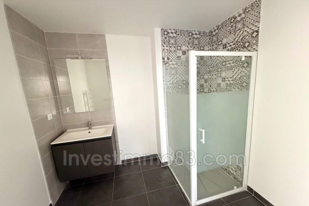 Dans une résidence récente, sécurisée et au calme. Nous vous p – 3 pièces – 2 chambres – 70.00 m²