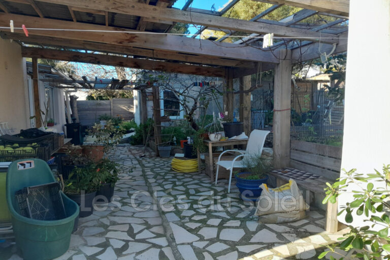 vente maison 5 Pièce(s) – 5 pièces – 3 chambres – 180.00 m²