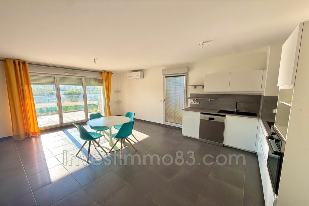 Dans une résidence récente, sécurisée et au calme. Nous vous p – 3 pièces – 2 chambres – 65.00 m²