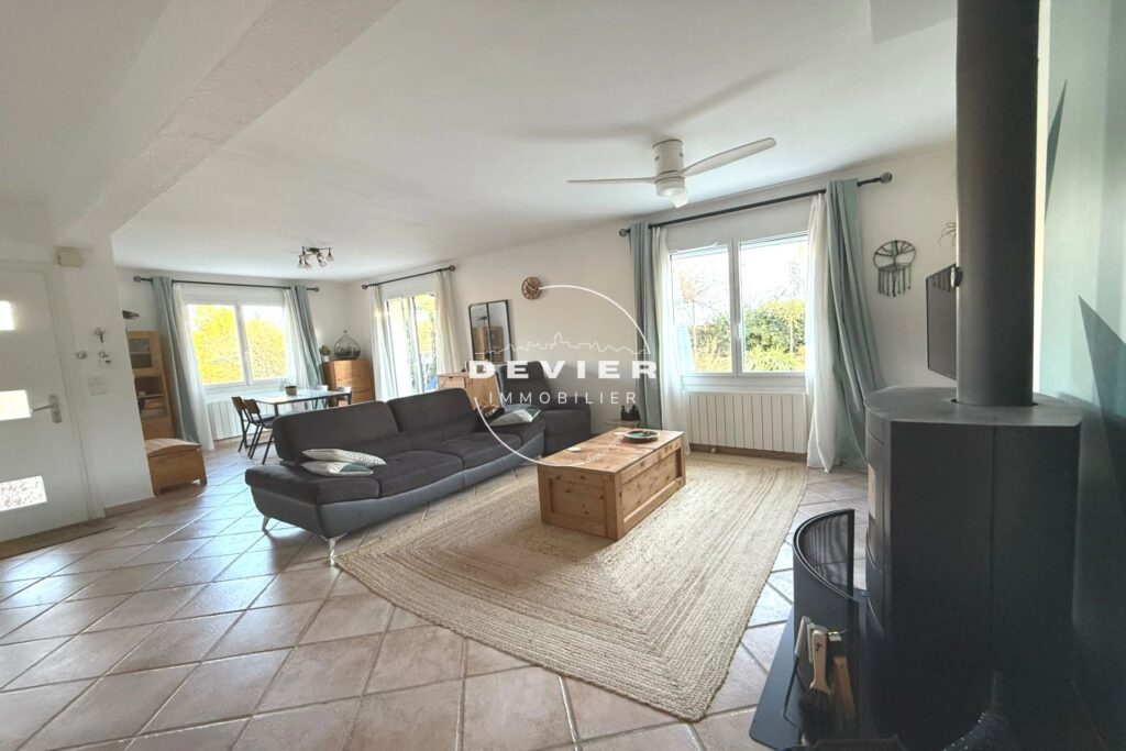 vente maison 6 Pièce(s) – 6 pièces – 5 chambres – 156.00 m²