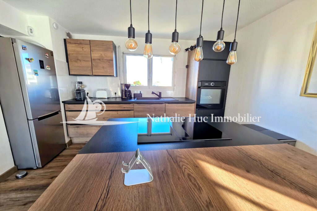 vente maison 5 Pièce(s) – 5 pièces – 3 chambres – 96.00 m²