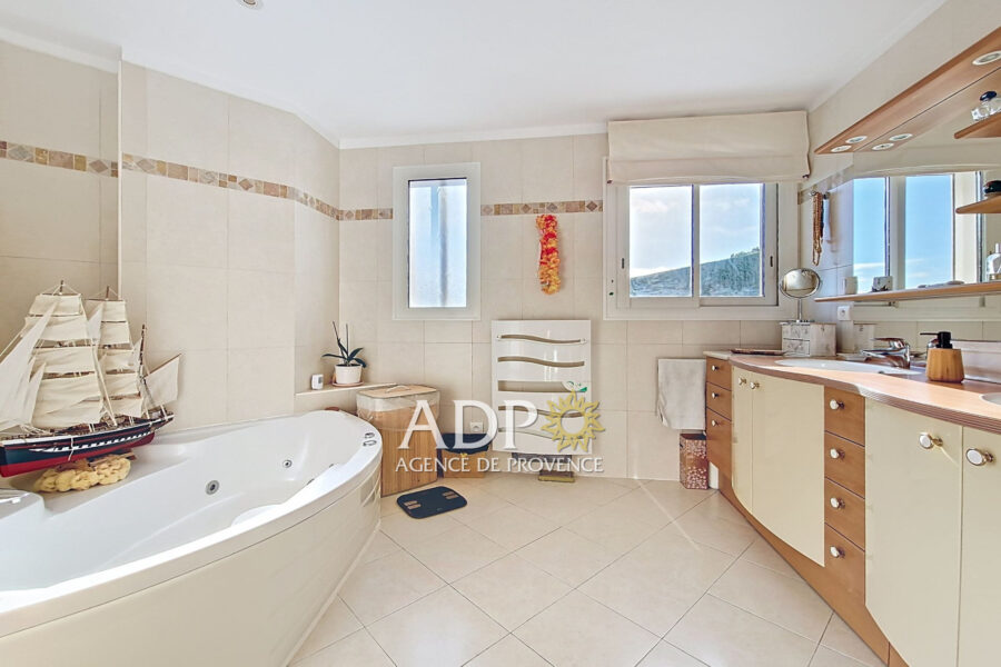 Maison à vendre à Les adrets-de-l&rsquo;estérel