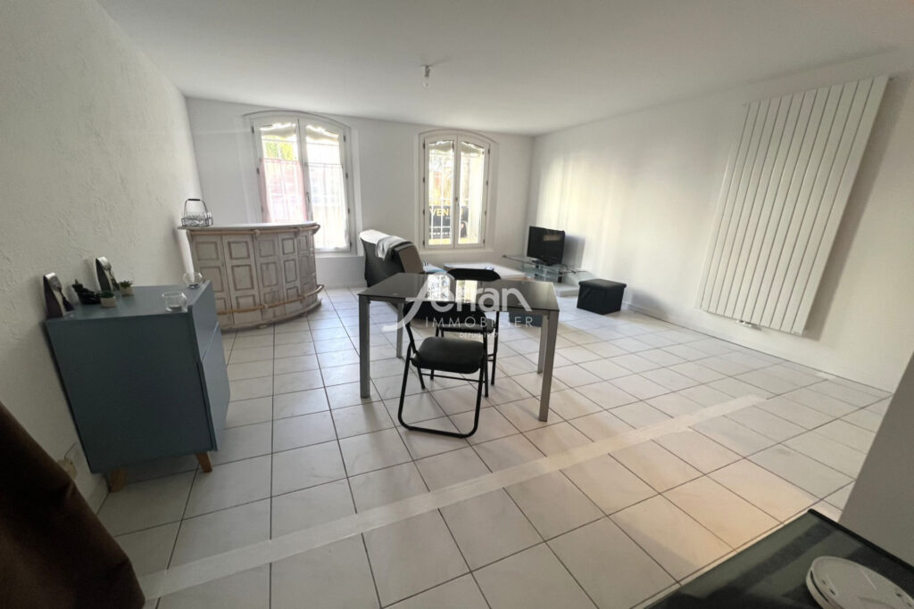 A vendre à Draguignan T3 en RDC + garage – 3 pièces – 2 chambres – 73.00 m²