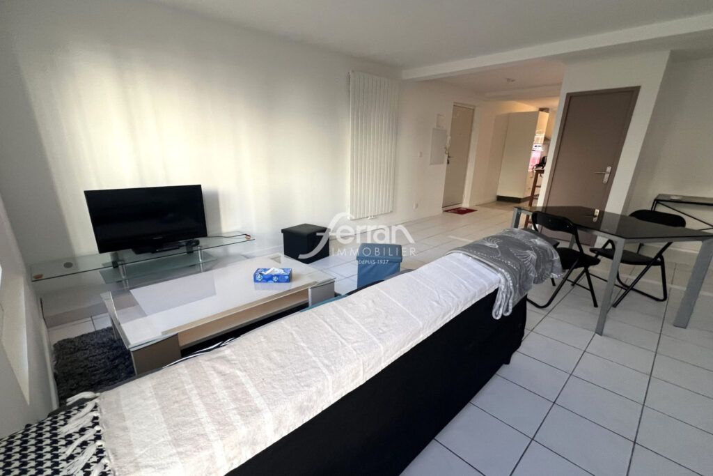 A vendre à Draguignan T3 en RDC + garage – 3 pièces – 2 chambres – 73.00 m²