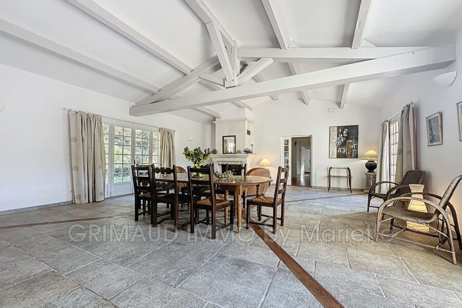 Maison à vendre à Grimaud