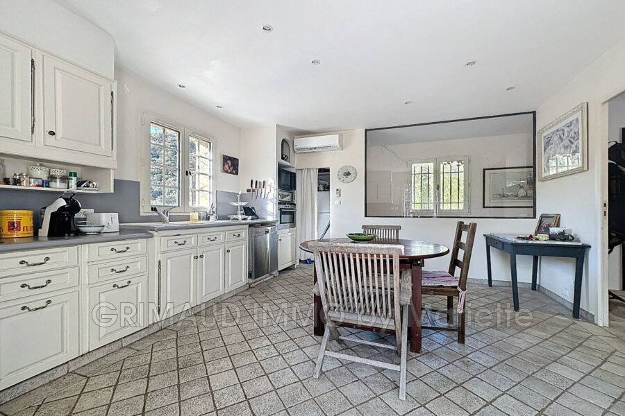 Maison à vendre à Grimaud