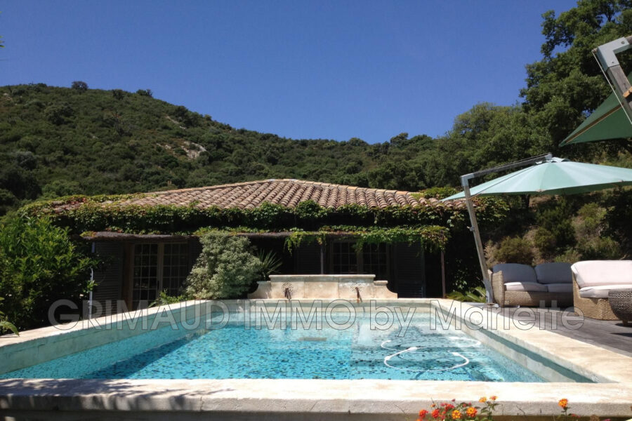Maison à vendre à Grimaud