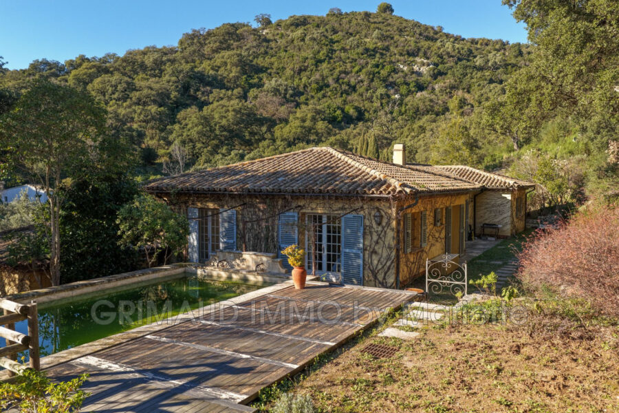 Maison à vendre à Grimaud