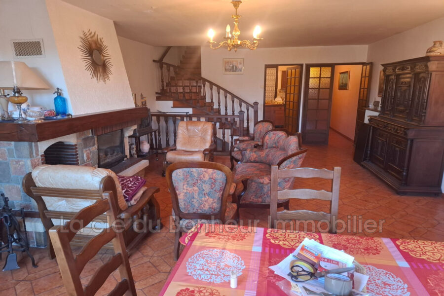 Maison à vendre à Roumoules — Vue sur la ville — photo 2