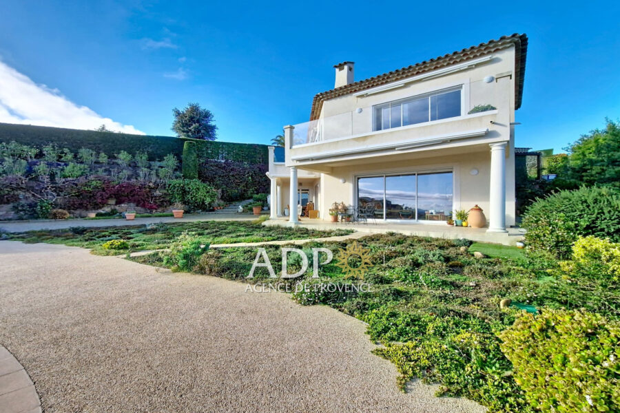 Maison à vendre à Les adrets-de-l&rsquo;estérel