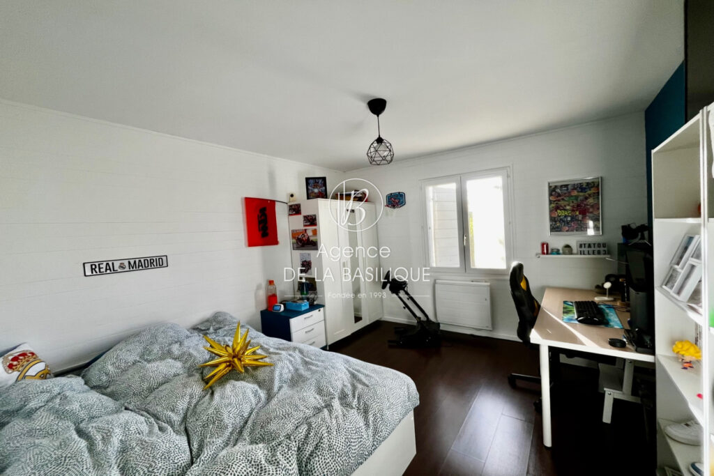 vente maison 5 Pièce(s) – 5 pièces – 4 chambres – 128.00 m²