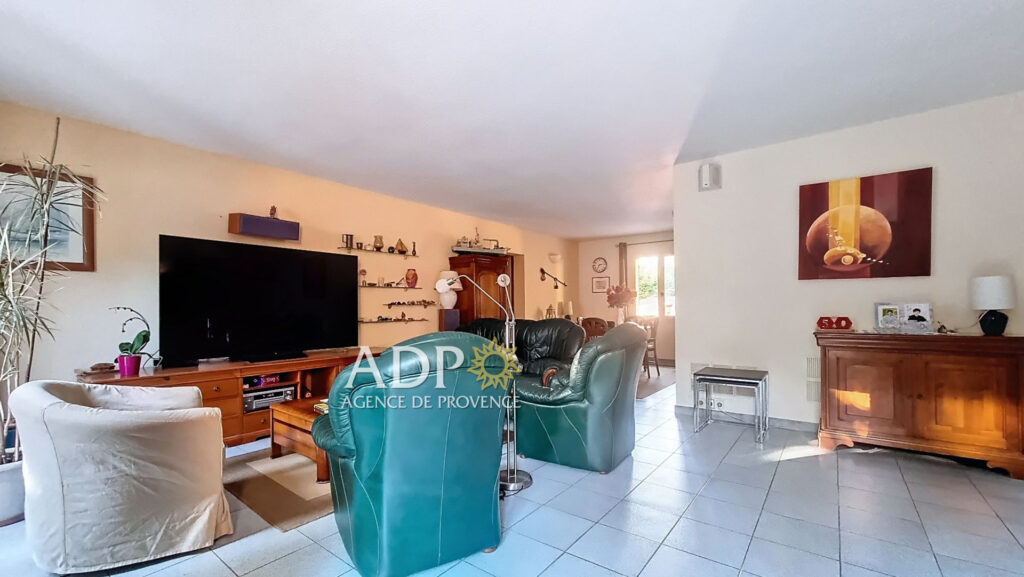 vente maison 4 Pièce(s) – 4 pièces – 3 chambres – 100.00 m²