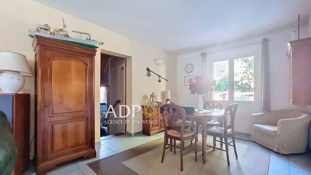 vente maison 4 Pièce(s) – 4 pièces – 3 chambres – 100.00 m²