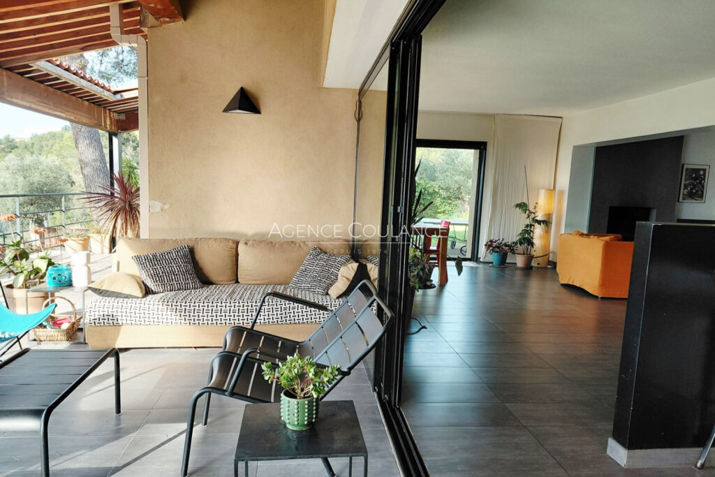 vente villa 5 Pièce(s) – 5 pièces – 4 chambres – 180.00 m²