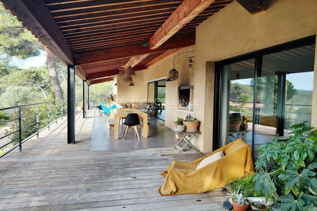 vente villa 5 Pièce(s) – 5 pièces – 4 chambres – 180.00 m²