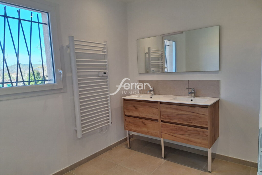 A LOUER VILLA NEUVE DE TYPE 4 aux ARCS – 4 pièces – 3 chambres – 121.40 m²