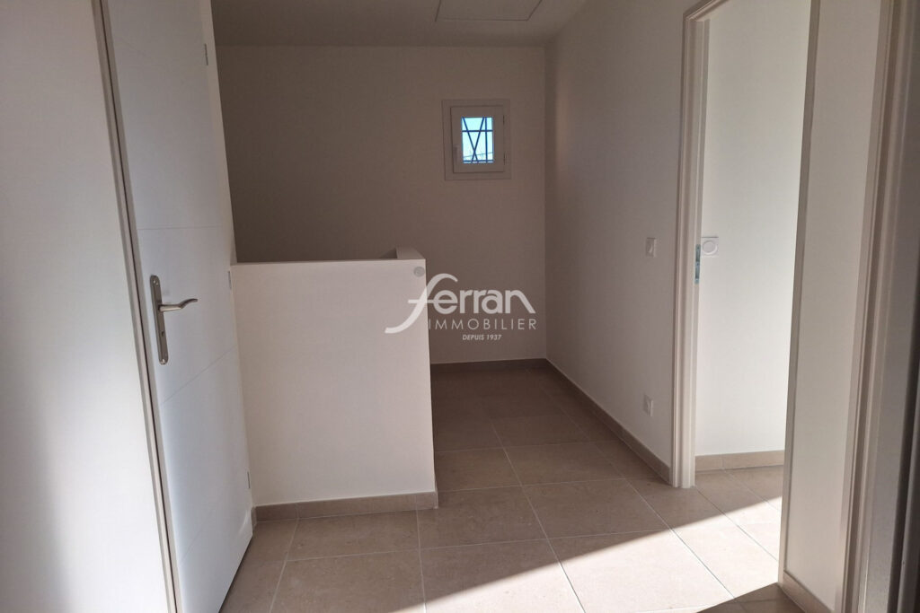 A LOUER VILLA NEUVE DE TYPE 4 aux ARCS – 4 pièces – 3 chambres – 121.40 m²