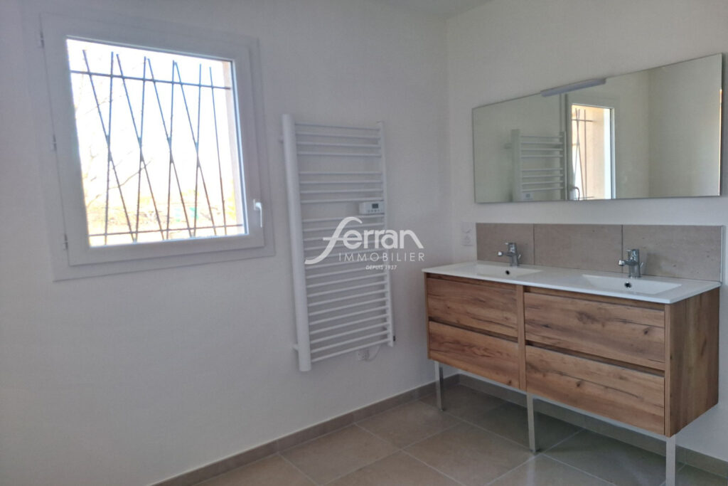 A LOUER VILLA NEUVE DE TYPE 4 aux ARCS – 4 pièces – 3 chambres – 121.40 m²