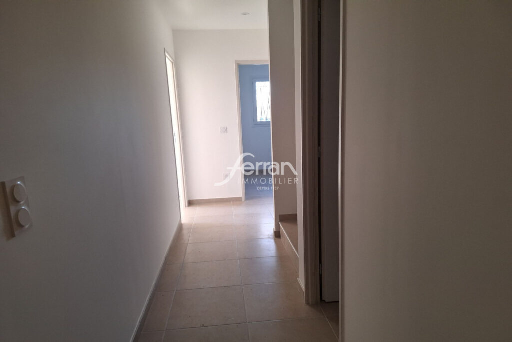 A LOUER VILLA NEUVE DE TYPE 4 aux ARCS – 4 pièces – 3 chambres – 121.40 m²