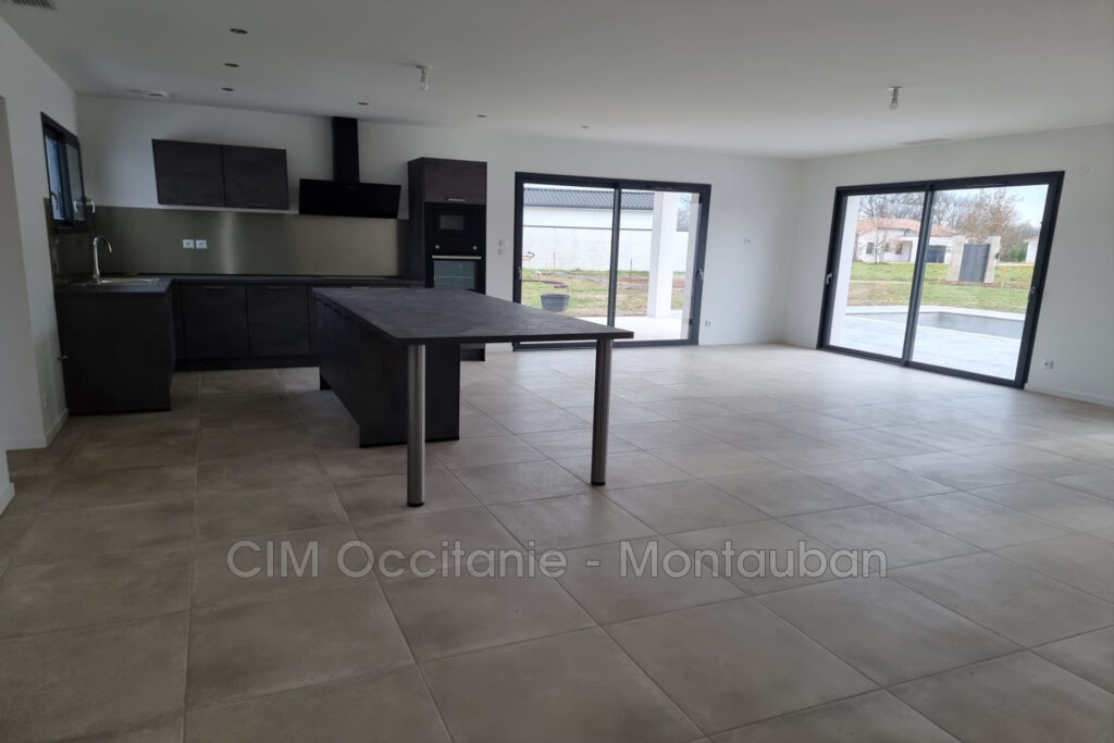 vente maison – NR pièces – 4 chambres – 130.00 m²