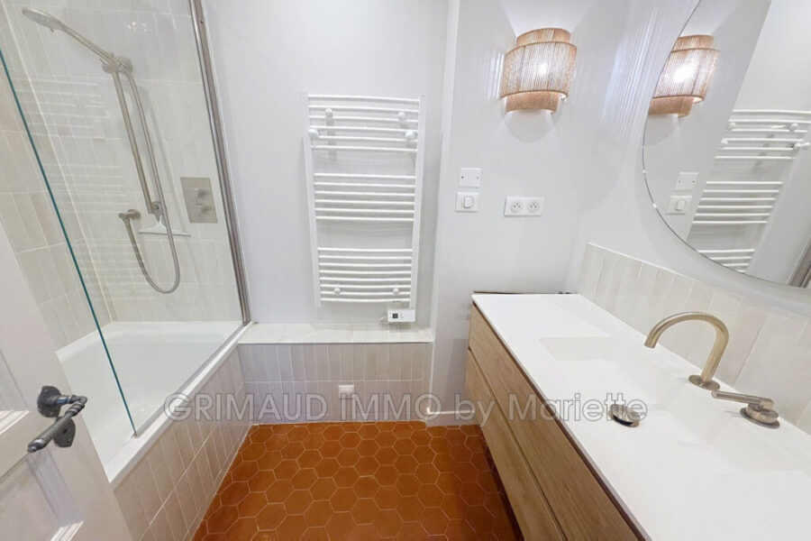 Maison à vendre à Grimaud