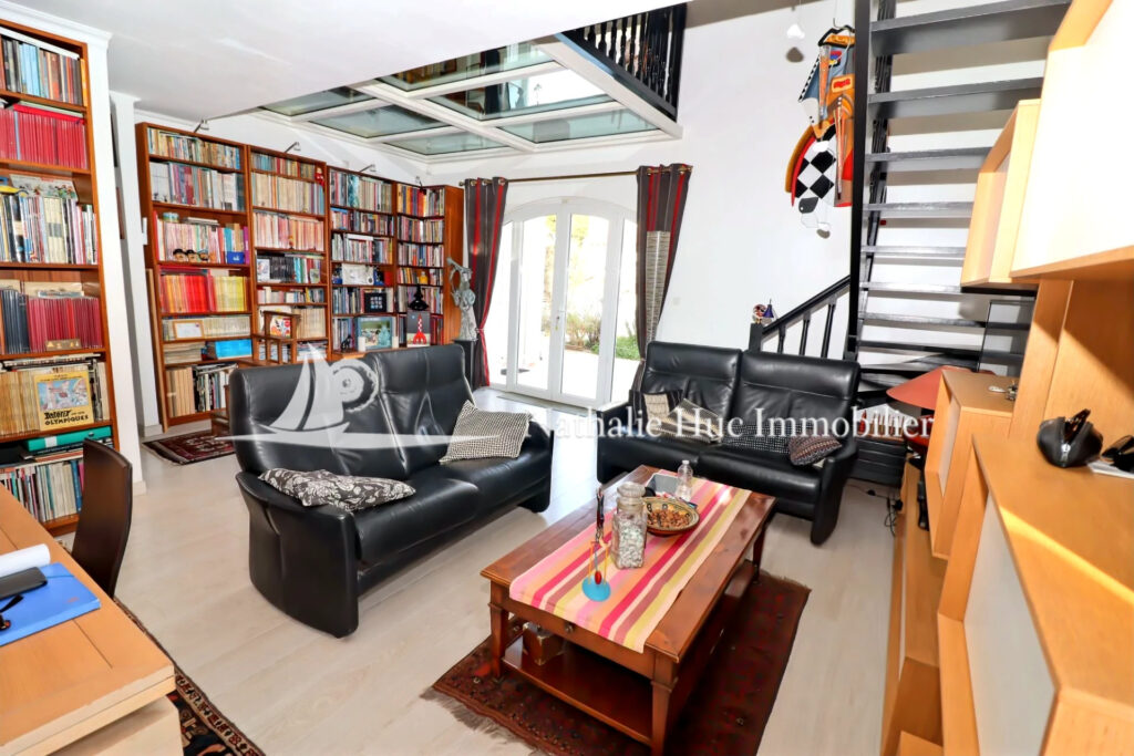 vente maison 4 Pièce(s) – 4 pièces – 3 chambres – 130.00 m²