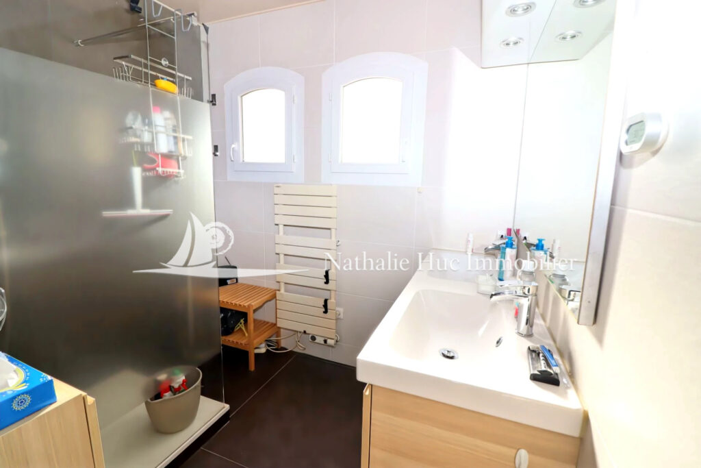 vente maison 4 Pièce(s) – 4 pièces – 3 chambres – 130.00 m²