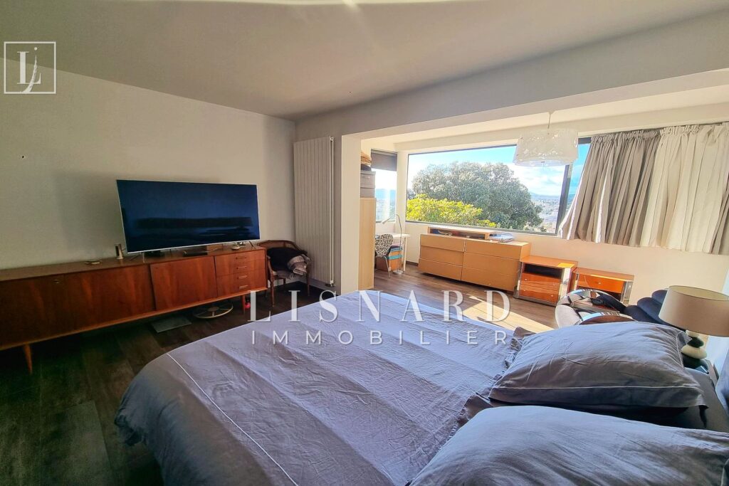 vente maison 6 Pièce(s) – 6 pièces – 4 chambres – 200.00 m²