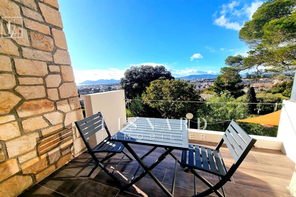 vente maison 6 Pièce(s) – 6 pièces – 4 chambres – 200.00 m²