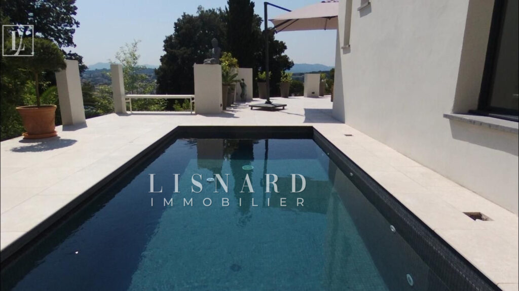 vente maison 6 Pièce(s) – 6 pièces – 4 chambres – 200.00 m²