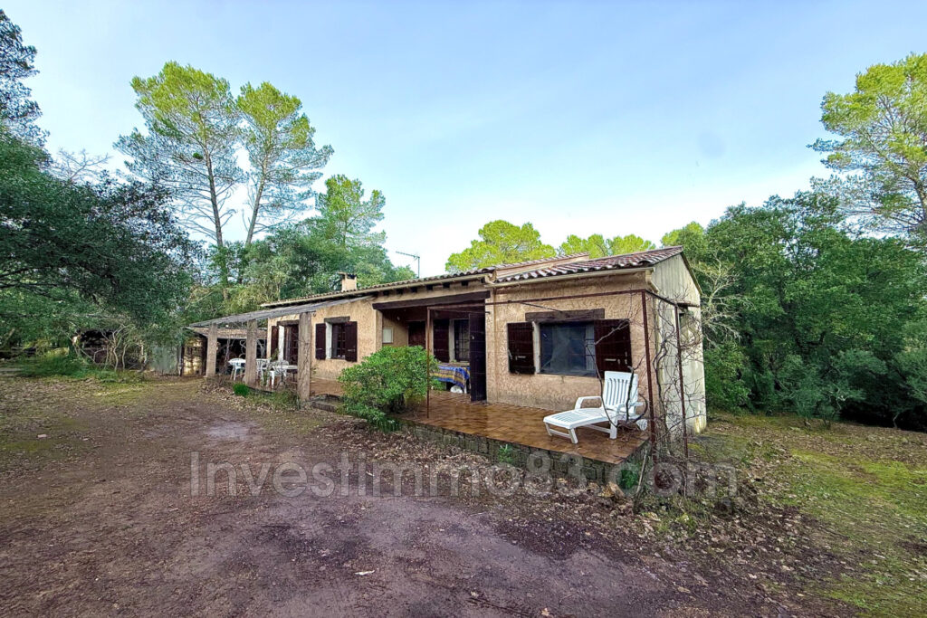 En pleine campagne de COTIGNAC, dans un environnement calme et – 3 pièces – 2 chambres – 75.00 m²