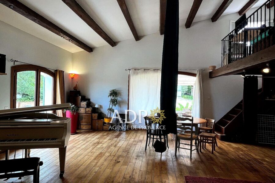 Maison à vendre à Saint-cézaire-sur-siagne
