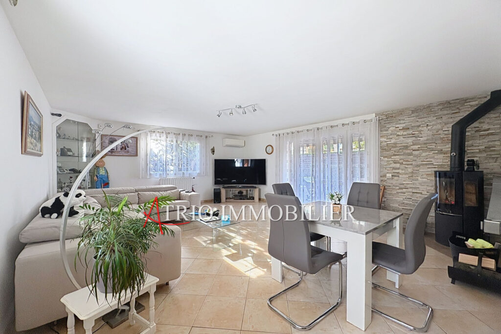 vente maison 4 Pièce(s) – 4 pièces – 3 chambres – 125.00 m²