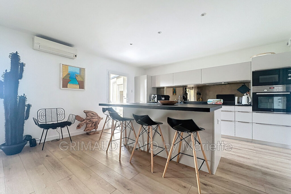 belle maison avec 2 chambres, jardin, garage, residence avec p – 3 pièces – 2 chambres – 87.00 m²