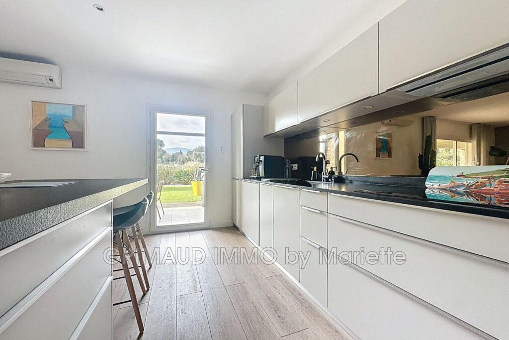 belle maison avec 2 chambres, jardin, garage, residence avec p – 3 pièces – 2 chambres – 87.00 m²