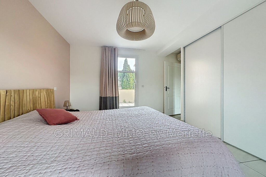 belle maison avec 2 chambres, jardin, garage, residence avec p – 3 pièces – 2 chambres – 87.00 m²