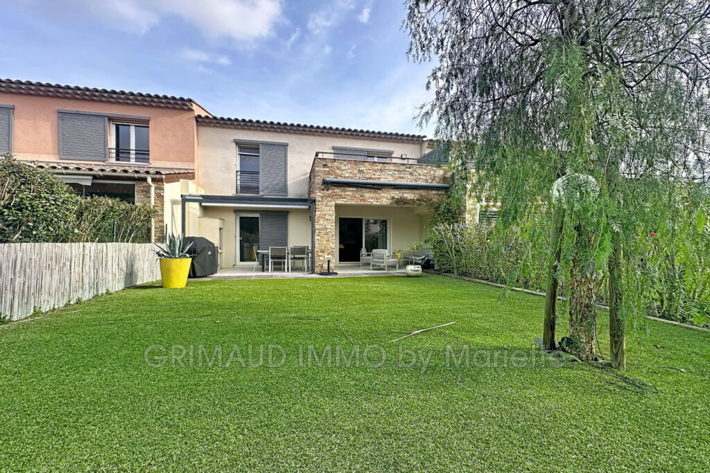 belle maison avec 2 chambres, jardin, garage, residence avec p – 3 pièces – 2 chambres – 87.00 m²