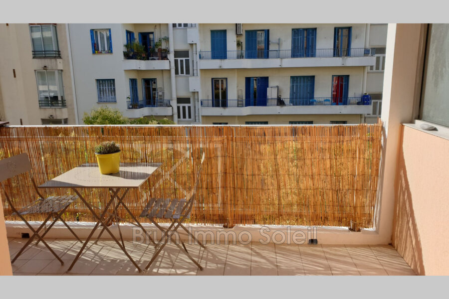Appartement à vendre à Nice — Vue sur la ville — photo 8