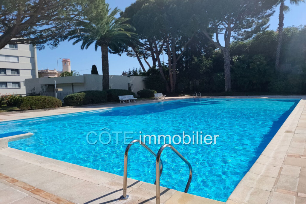 Golfe juan Centre au calme 3 pièces 80m² parking et cave – 3 pièces – 2 chambres – 80.00 m²