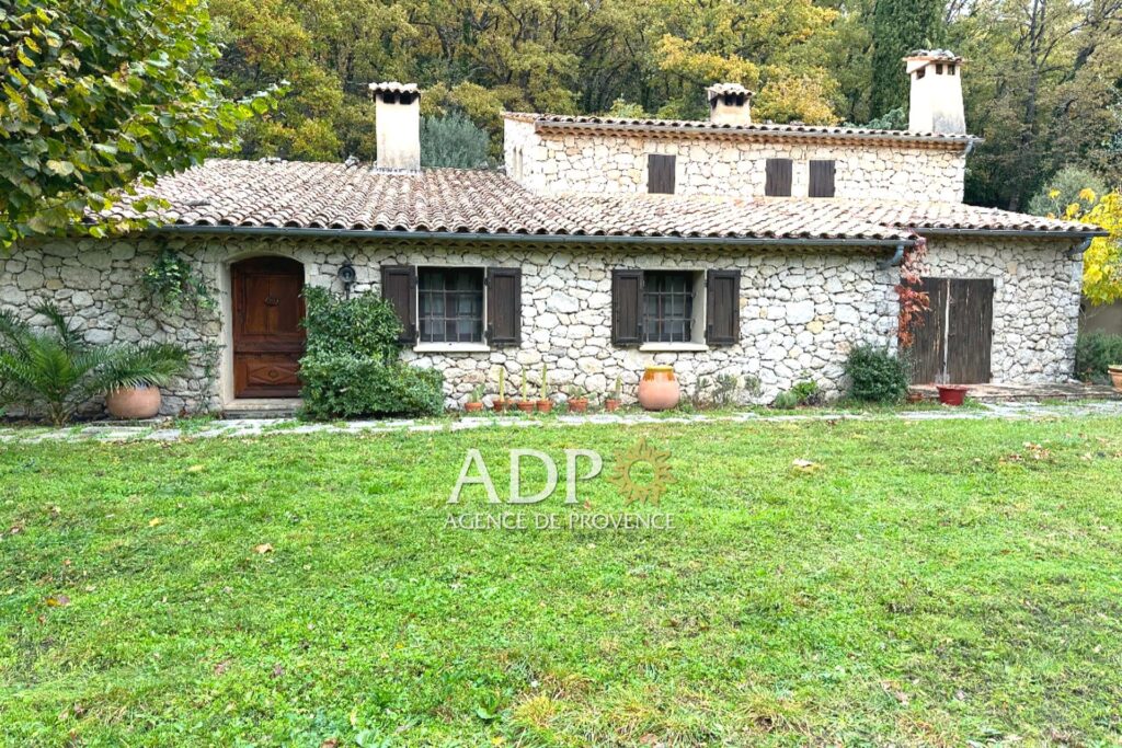 vente maison 4 Pièce(s) – 4 pièces – 2 chambres – 150.00 m²