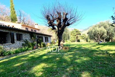 vente maison 4 Pièce(s) – 4 pièces – 2 chambres – 150.00 m²