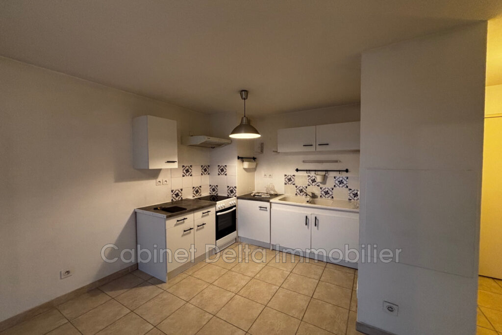 Appartement 2 pièces avec terrasse et place de parking – 2 pièces – 1 chambre – 41.00 m²