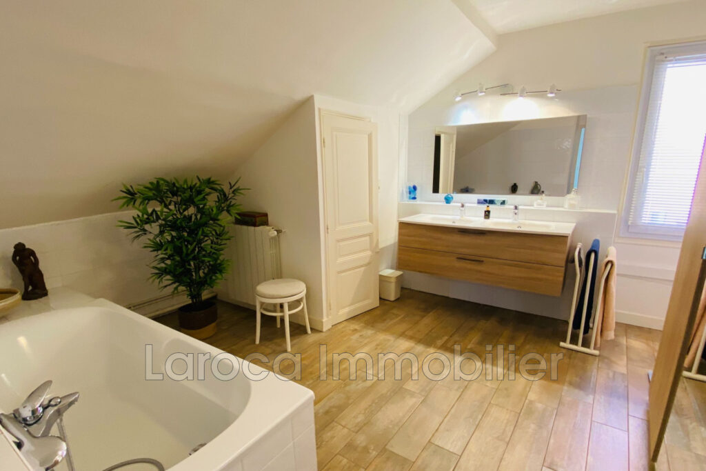 vente duplex 5 Pièce(s) – 5 pièces – 4 chambres – 127.00 m²