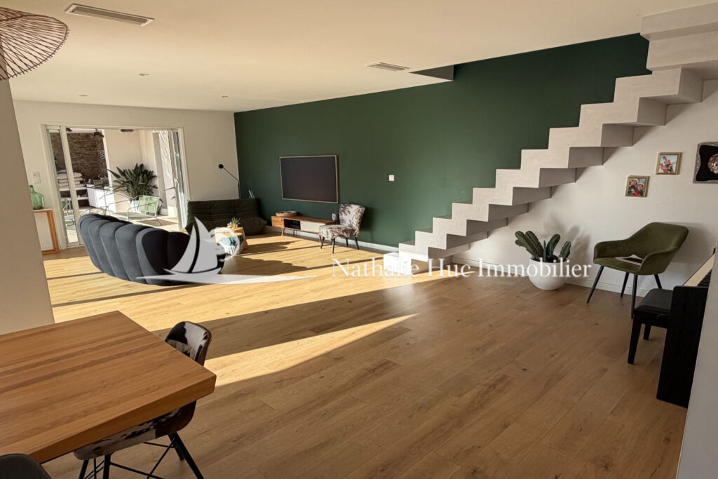 vente villa contemporaine 4 Pièce(s) – 4 pièces – 4 chambres – 155.00 m²