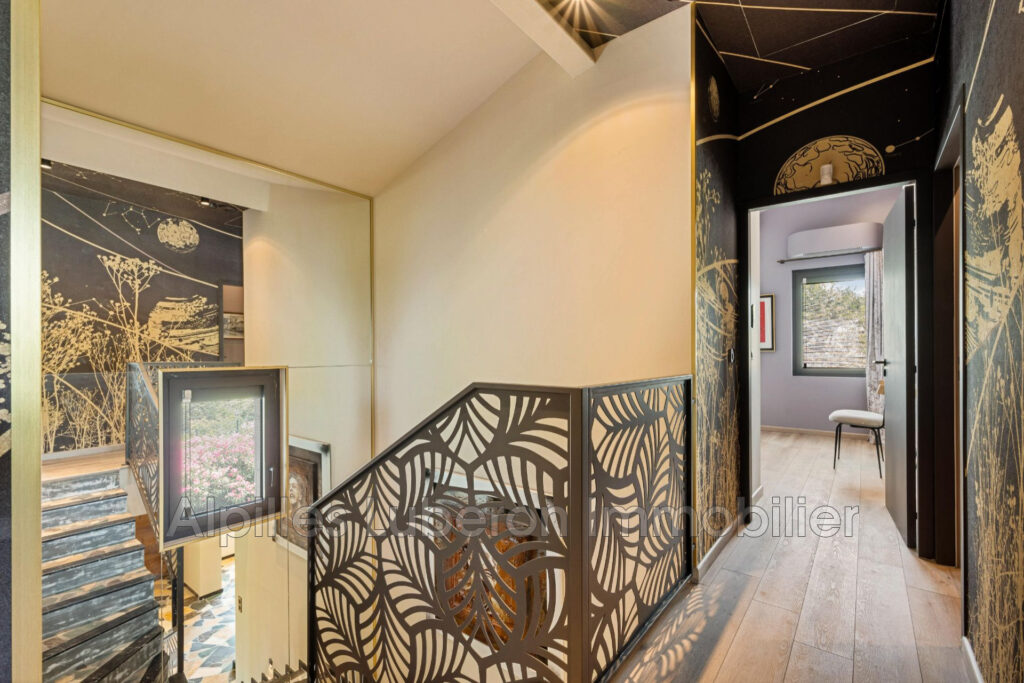 location saisonnière mas 8 Pièce(s) – 8 pièces – 4 chambres – 270.00 m²