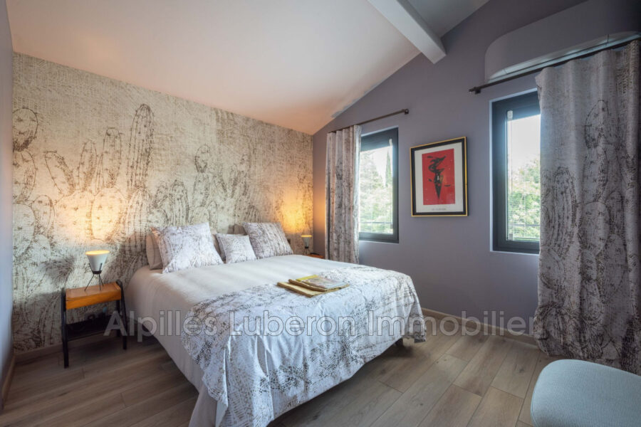 Maison à louer à Eygalières